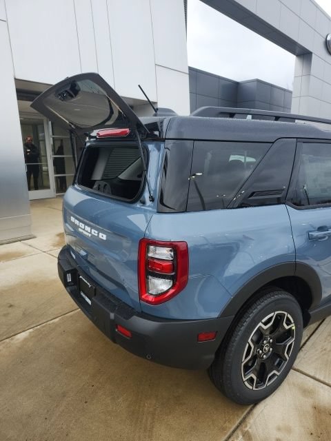 New 2025 Ford Bronco Sport Outer Banks w/ Outer Banks Tech Package+ AWD/4WD image 24