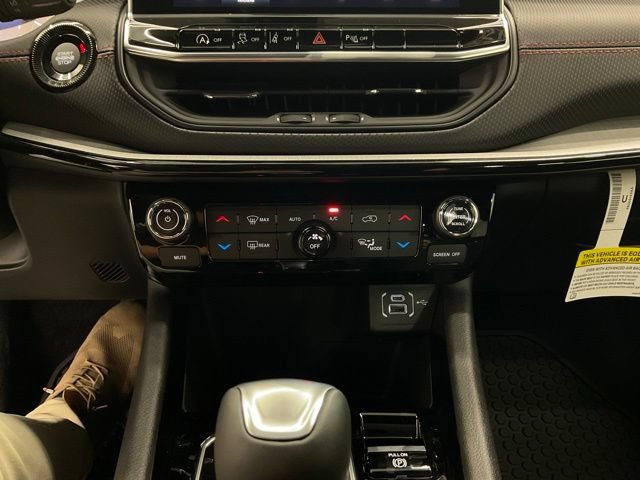 New 2026 Jeep Compass Trailhawk AWD/4WD image 20