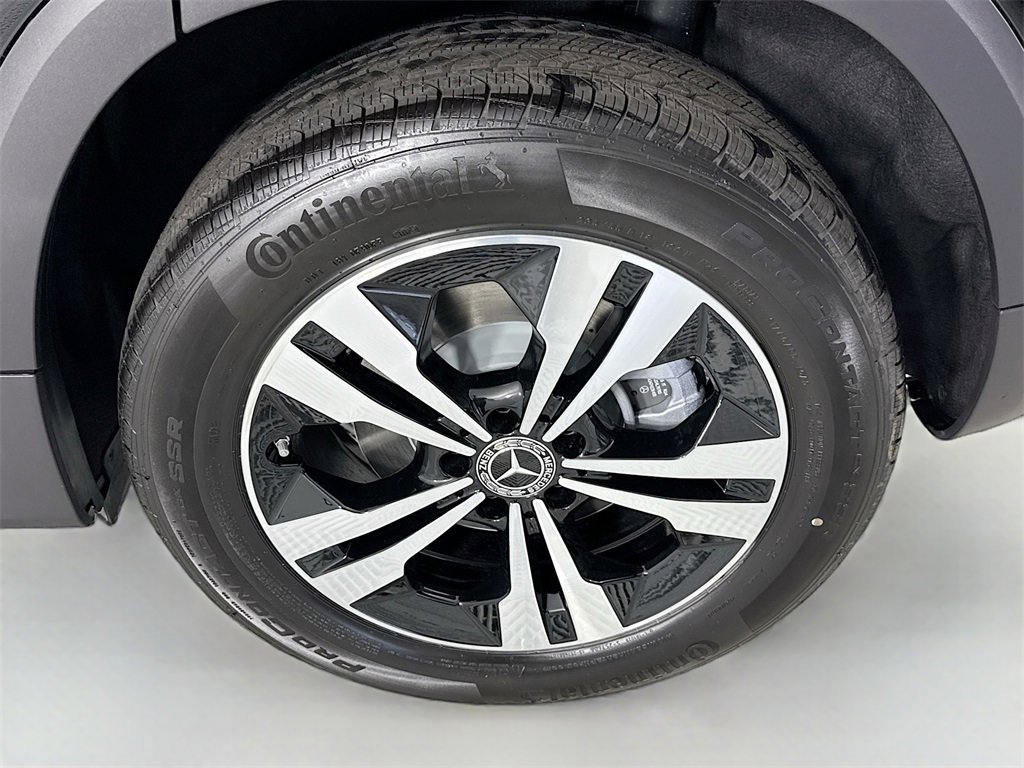 Used 2025 Mercedes-Benz GLB 250 4MATIC image 30