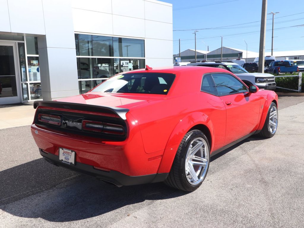 Used 2022 Dodge Challenger R/T Scat Pack RWD image 15