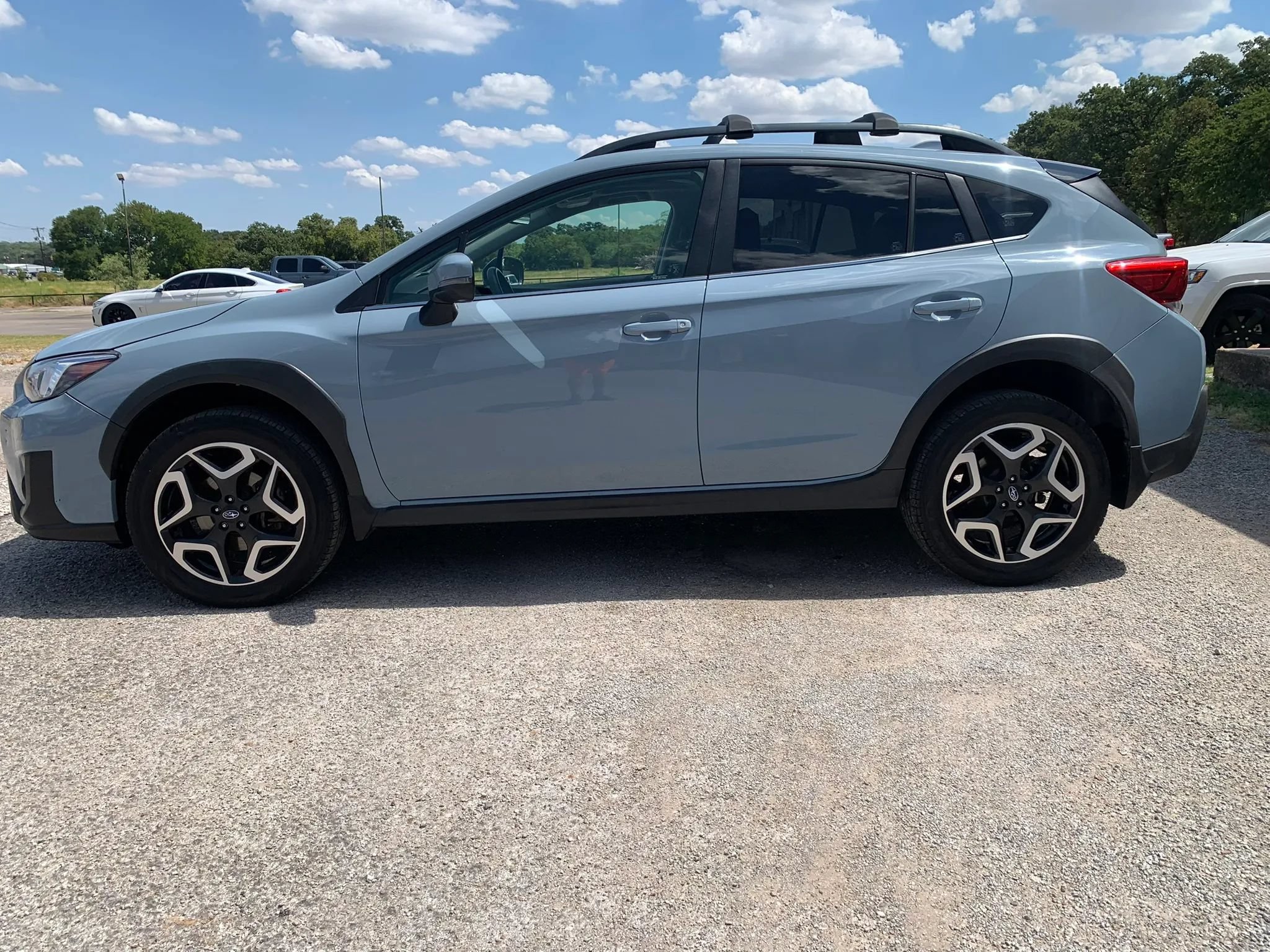 Used 2020 Subaru Crosstrek 2.0i Limited w/ Moonroof Package w/Navigation AWD/4WD image 2