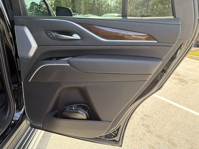 Used 2024 Cadillac Escalade Sport Platinum w/ LPO, ONYX Package image 16