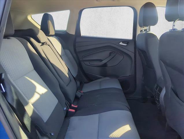 Used 2017 Ford Escape SE w/ SE Cold Weather Package AWD/4WD image 25