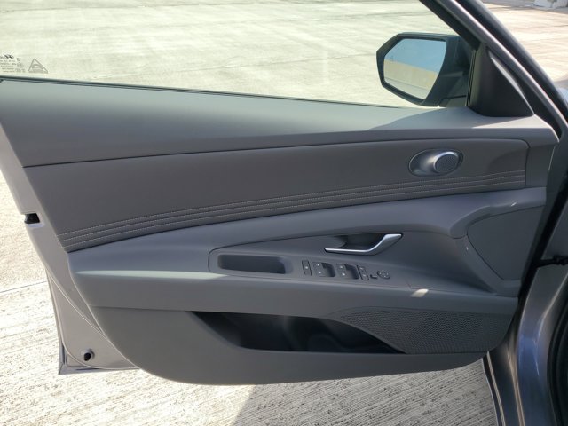 New 2026 Hyundai Elantra SEL Sport Premium FWD image 16