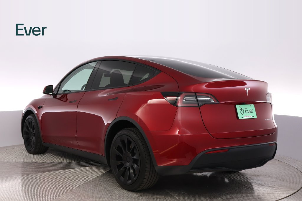 Used 2025 Tesla Model Y Long Range AWD/4WD image 17