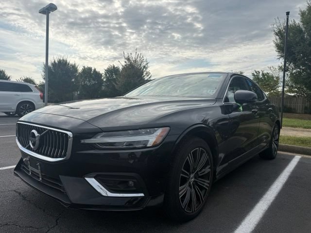 Used 2022 Volvo S60 B5 Inscription w/ Advanced Package AWD/4WD image 2