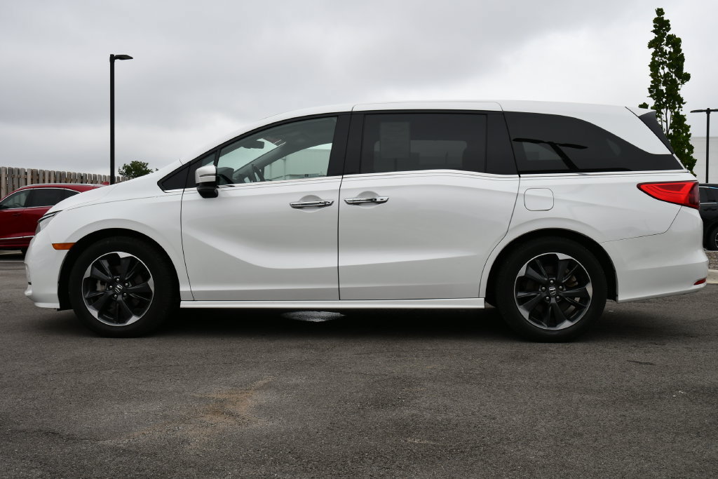 Used 2022 Honda Odyssey Elite image 5