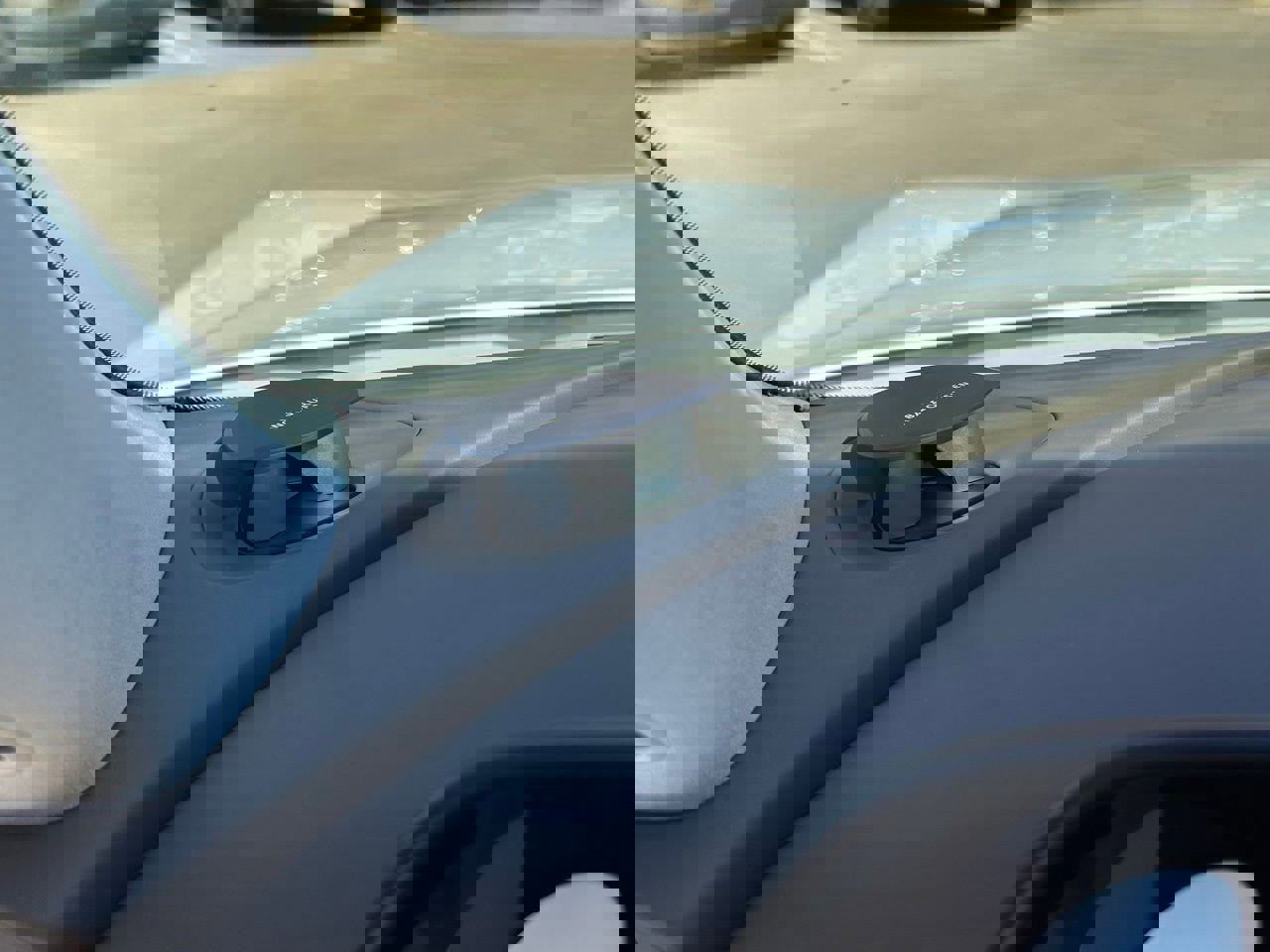 Used 2025 Genesis G90 3.5T image 46