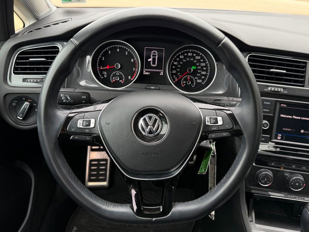 Used 2019 Volkswagen Golf Alltrack S image 18