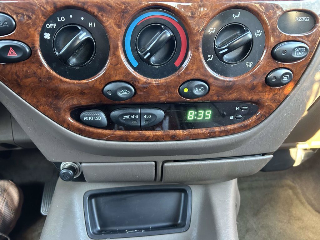 Used 2004 Toyota Tundra Limited AWD/4WD image 15