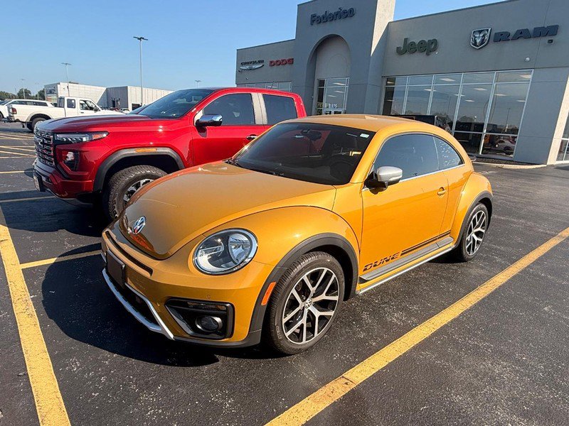 Used 2016 Volkswagen Beetle 1.8T Dune FWD image 2