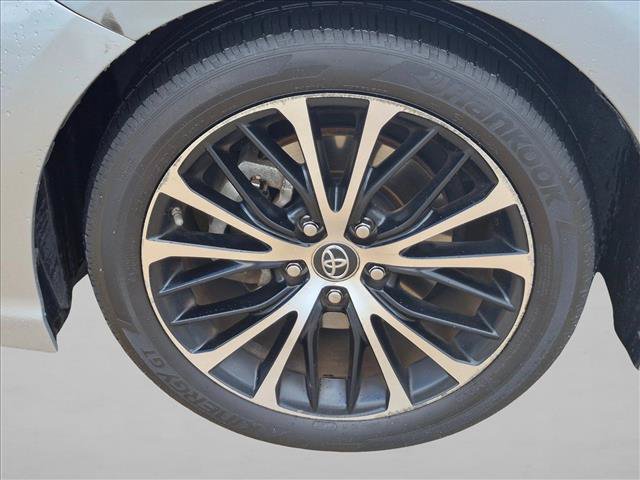 Certified 2019 Toyota Camry SE w/ Convenience Package FWD image 10