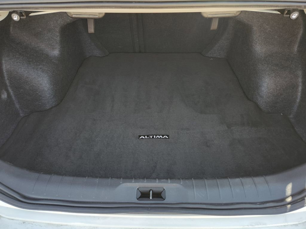 Used 2024 Nissan Altima 2.5 S image 32
