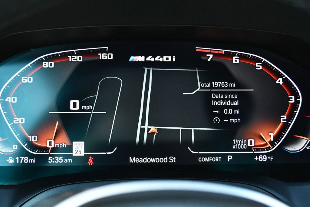 Used 2023 BMW M440i Convertible w/ Premium Package image 82