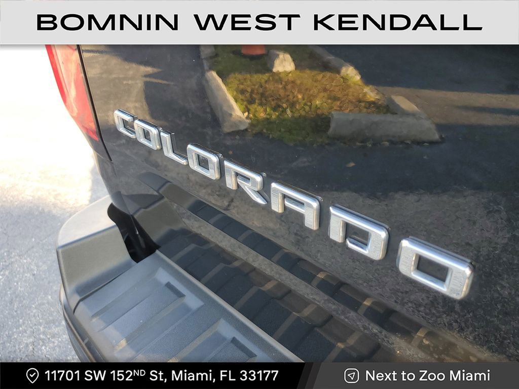 Used 2022 Chevrolet Colorado ZR2 w/ ZR2 Midnight Special Edition image 11