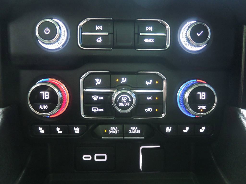 Used 2024 GMC Yukon AT4 w/ AT4 Premium Plus Package image 20