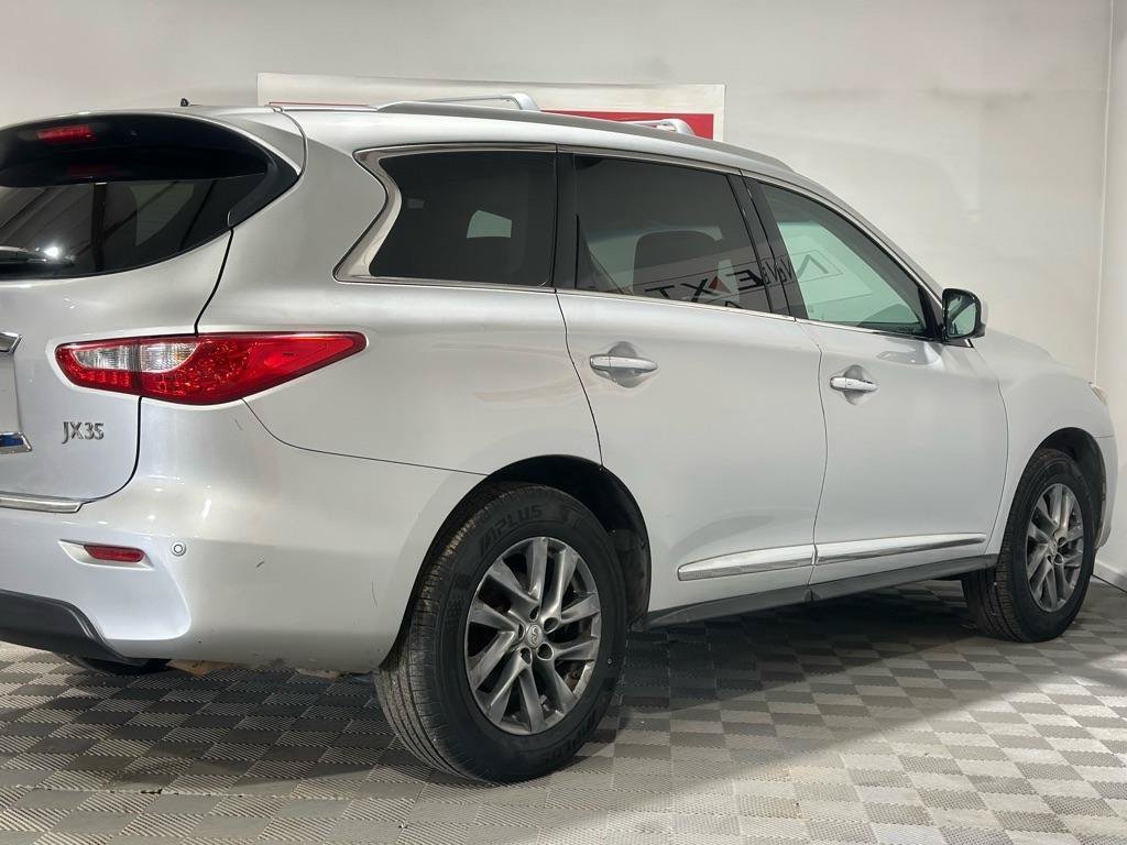 Used 2013 INFINITI JX35 AWD w/ Premium Pkg image 10
