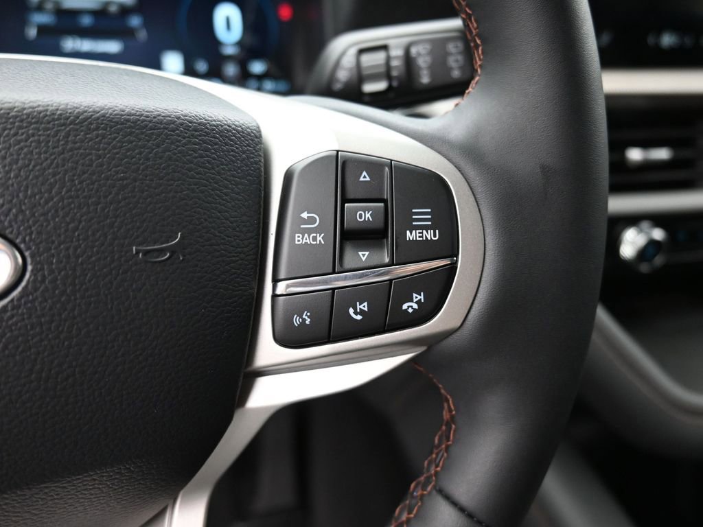 New 2026 Ford Explorer Active w/ Active Comfort Package RWD image 7