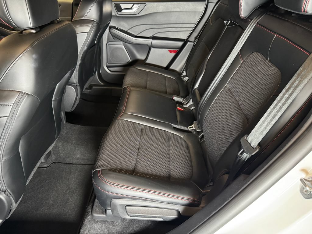 Used 2024 Ford Escape ST-Line w/ Tech Pack #1 AWD/4WD image 21
