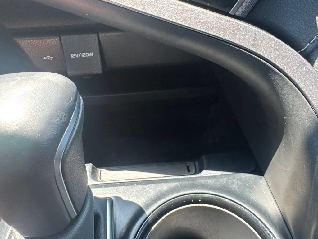 Used 2020 Toyota Camry SE FWD image 45