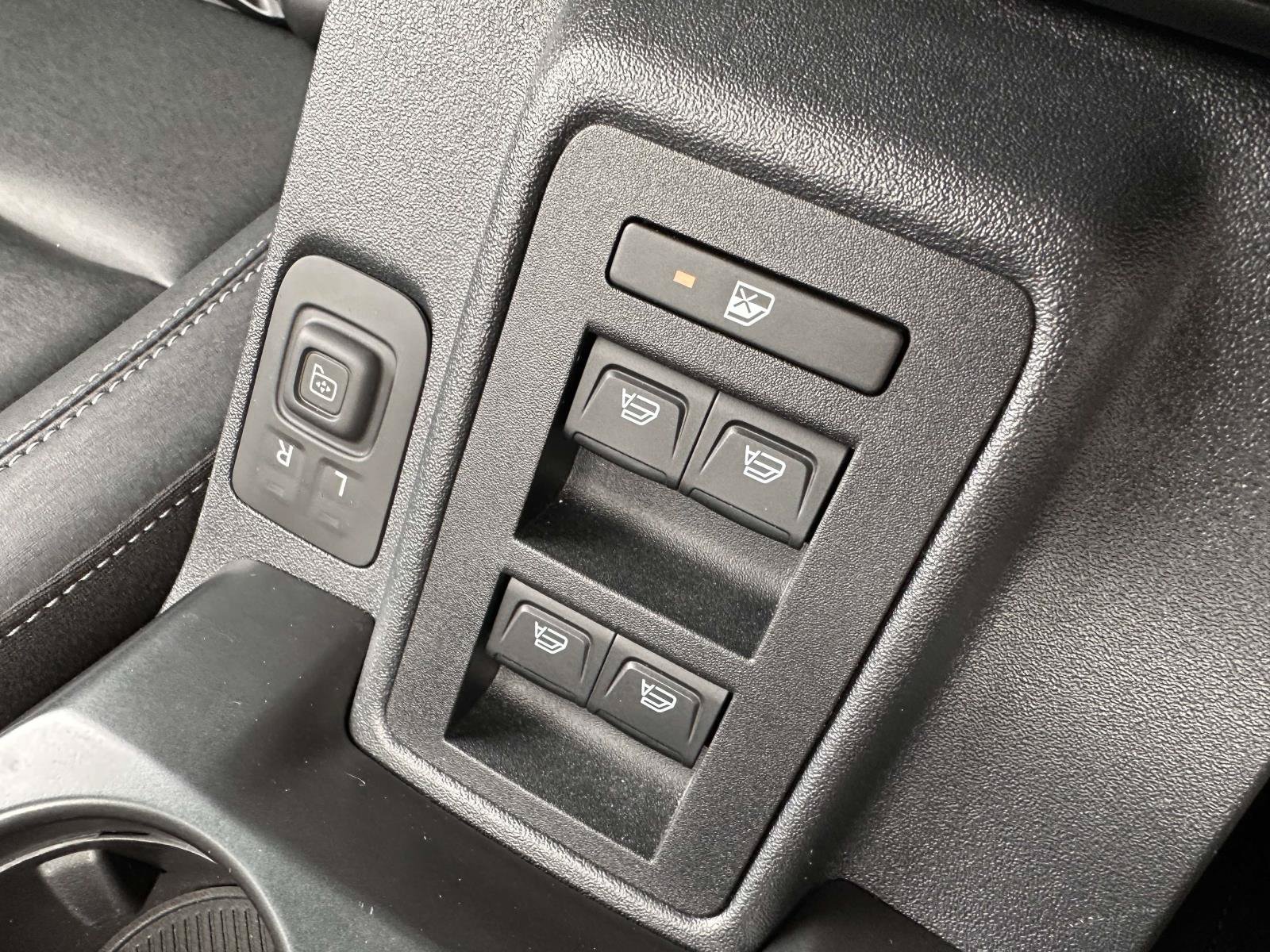 Used 2025 Ford Bronco Badlands AWD/4WD image 28
