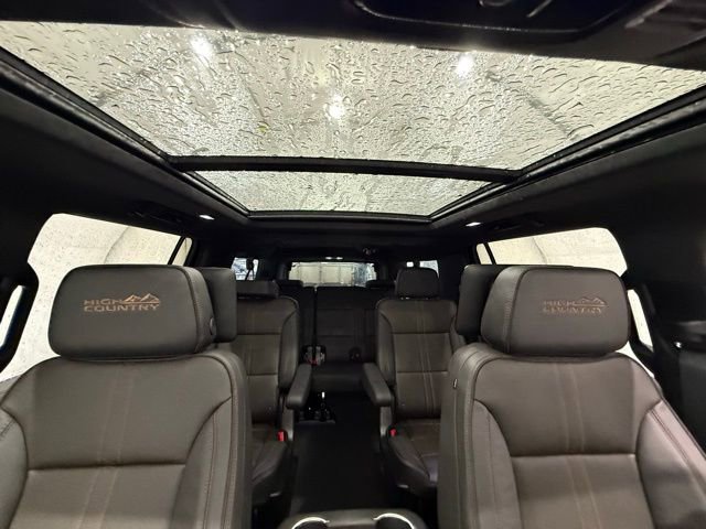 New 2026 Chevrolet Suburban High Country image 35