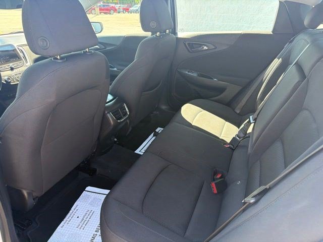 Used 2024 Chevrolet Malibu LT FWD image 16