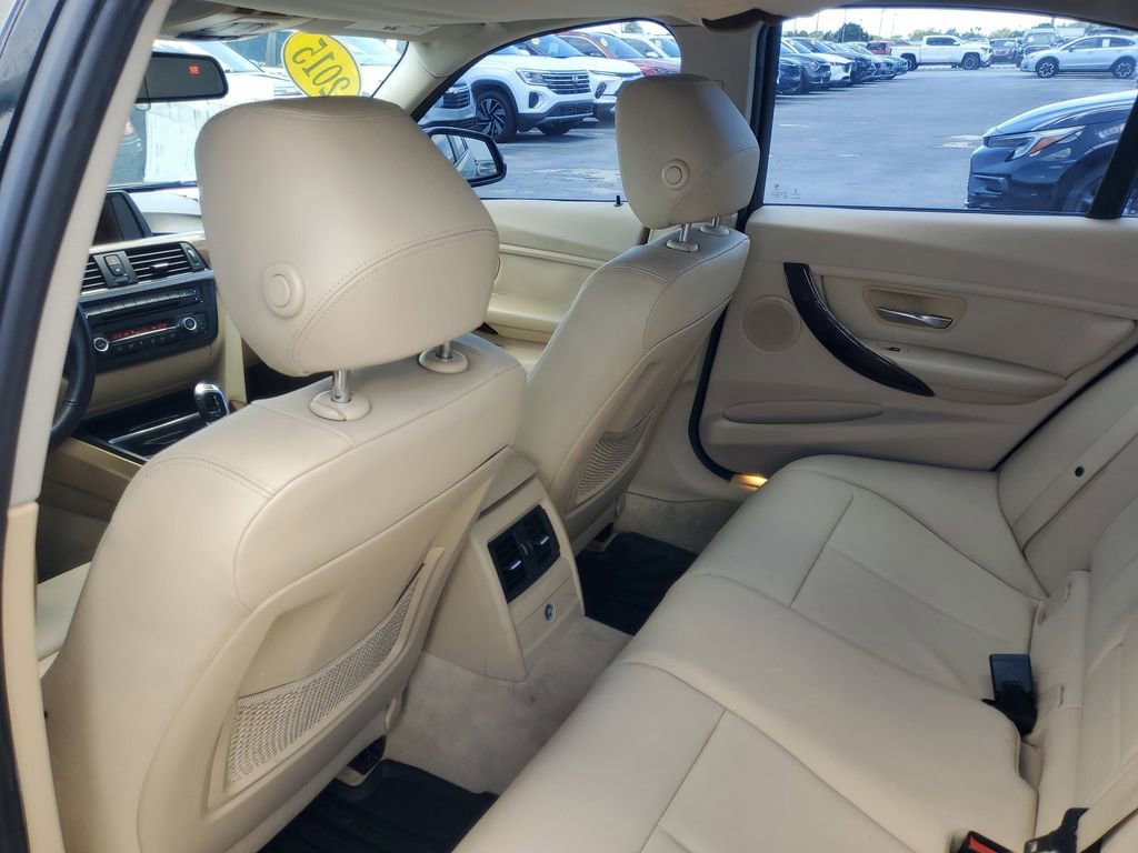 Used 2015 BMW 328i Sedan RWD image 11