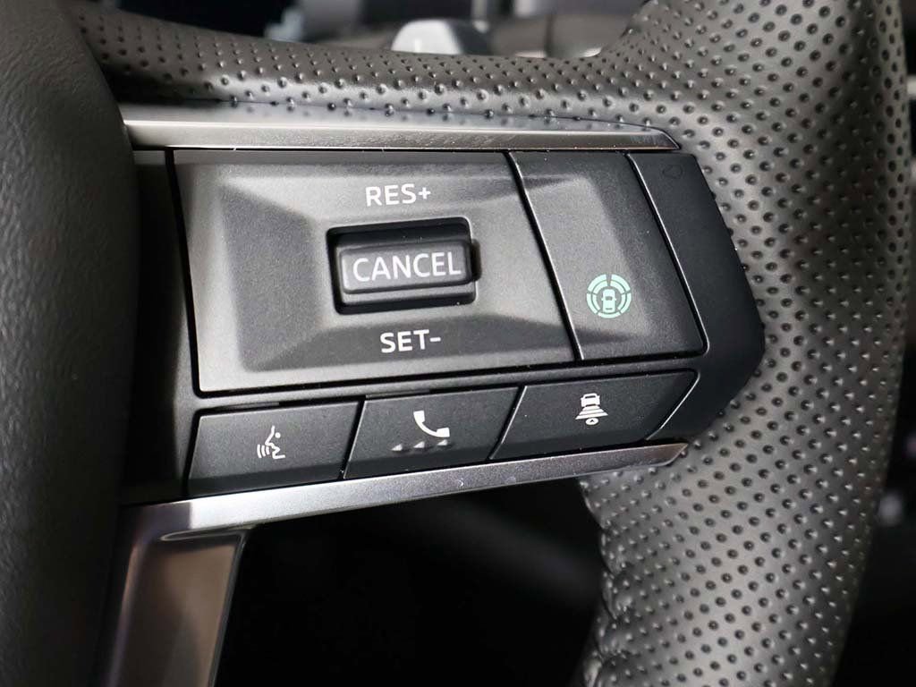 New 2025 Mitsubishi Outlander SE FWD image 46