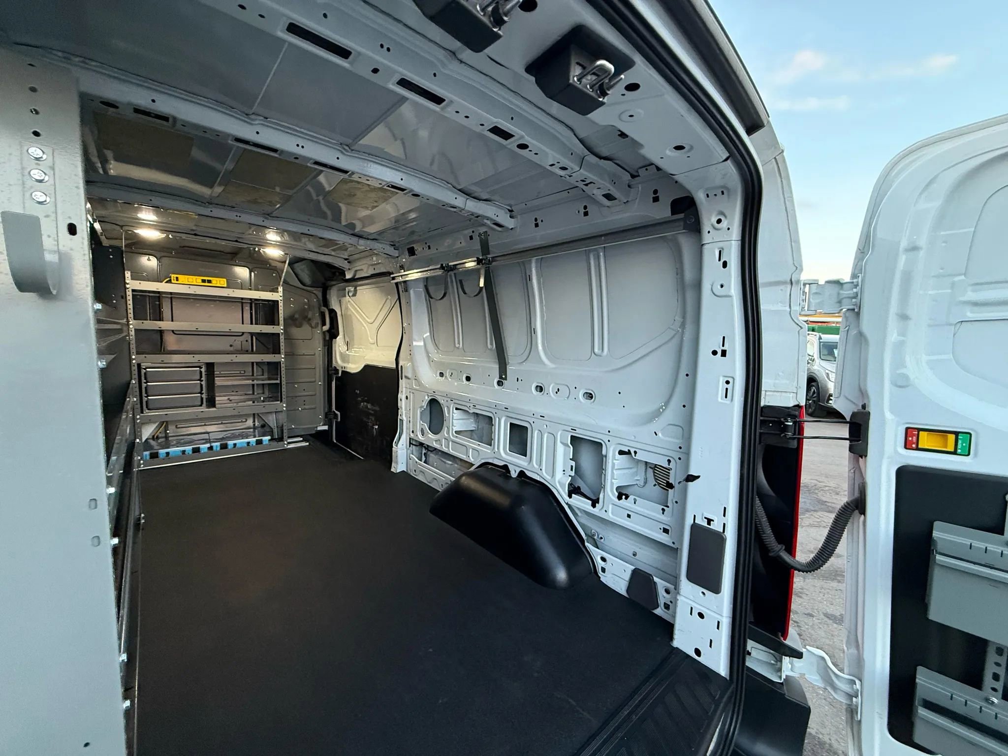 Used 2023 Ford Transit 150 Low Roof AWD image 27