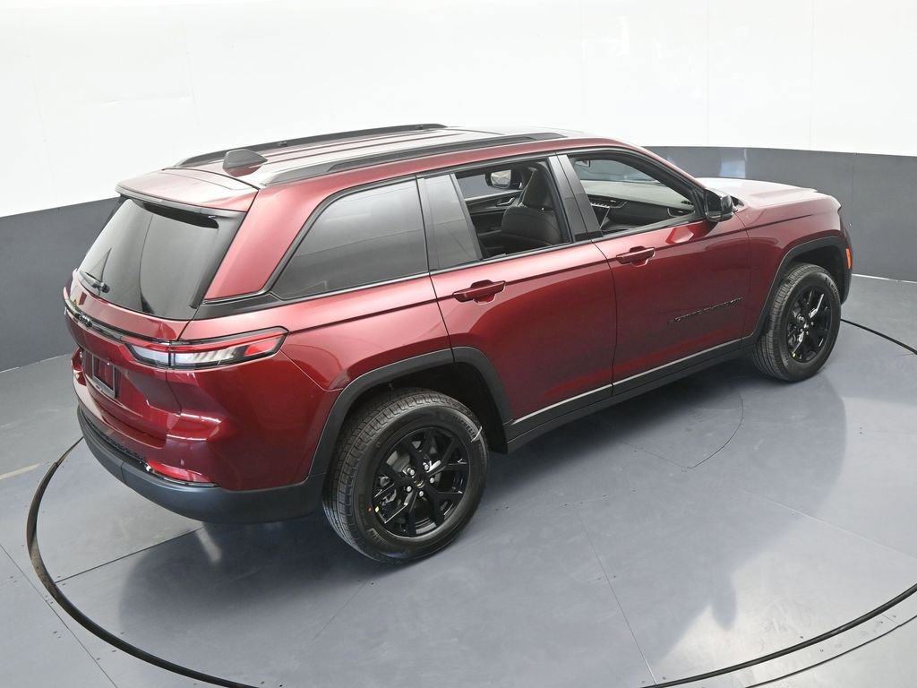 New 2025 Jeep Grand Cherokee Laredo image 46