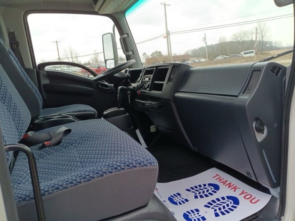 Used 2023 Chevrolet Low Cab Forward 5500XD image 10