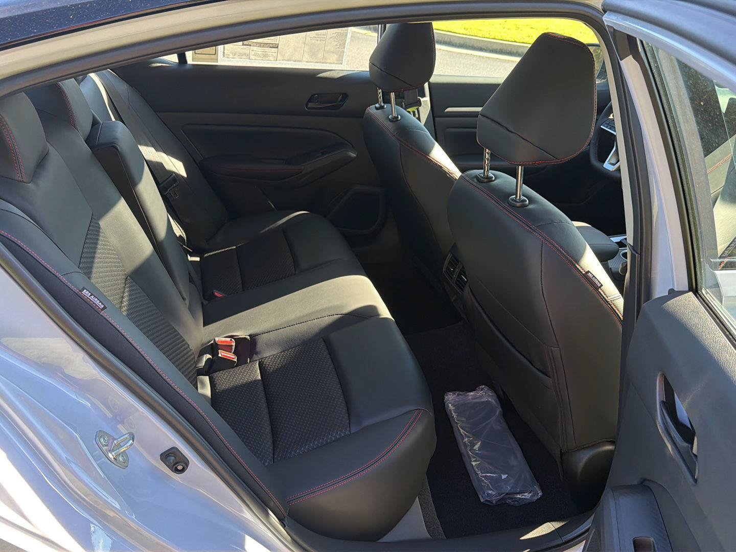 New 2026 Nissan Altima 2.5 SR w/ SR Midnight Edition Package FWD image 12