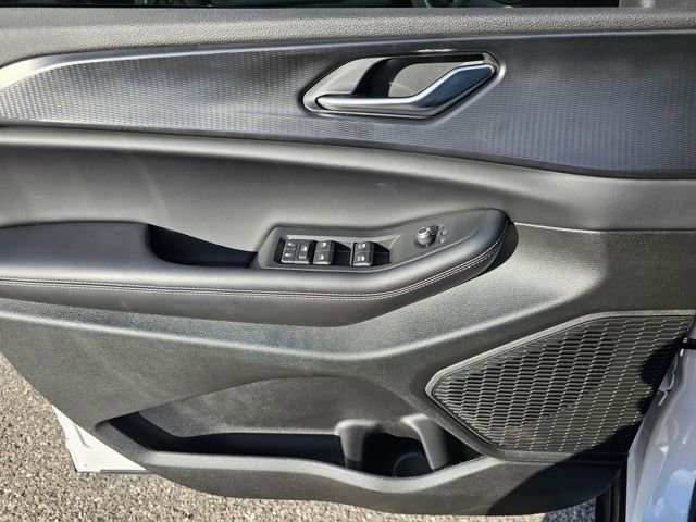 Used 2025 Jeep Grand Cherokee Laredo X w/ Luxury Tech Group I image 21