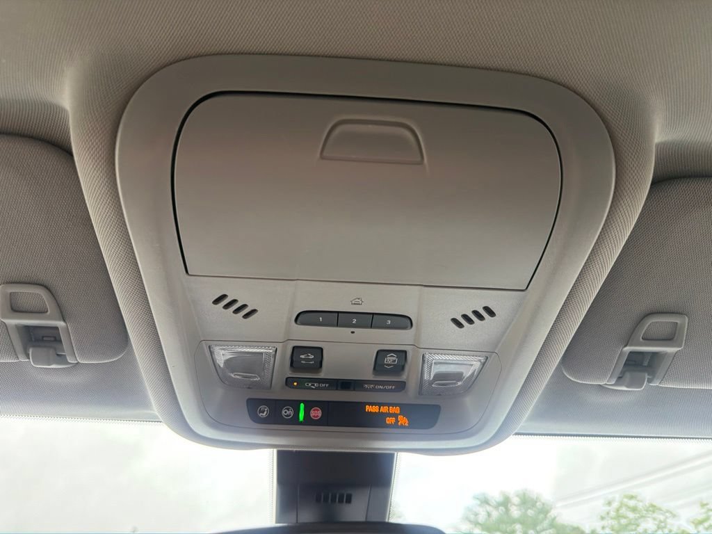 Certified 2023 GMC Terrain AT4 w/ Tech Package AWD/4WD image 25