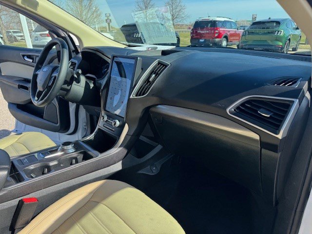 Certified 2024 Ford Edge SEL w/ Convenience Package image 35