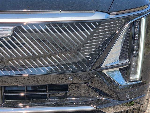 New 2026 Cadillac Lyriq Luxury image 10