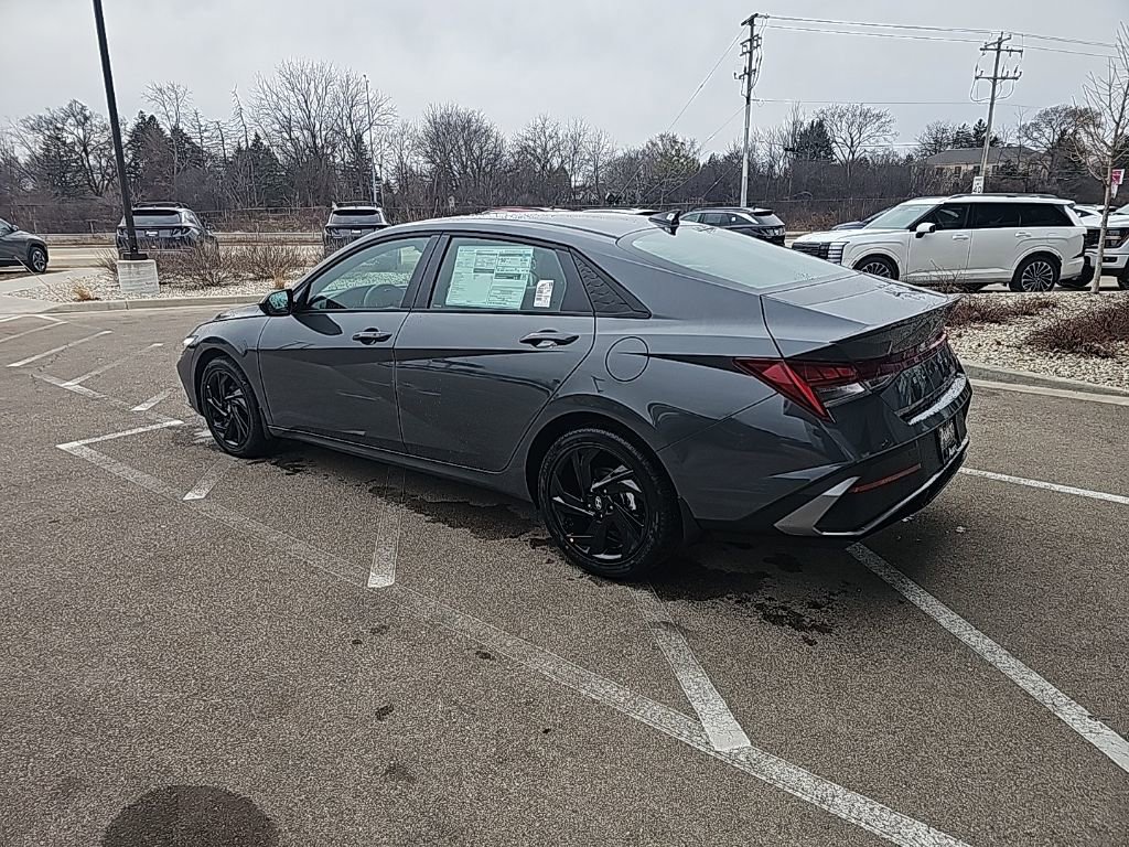 New 2026 Hyundai Elantra Sport image 3