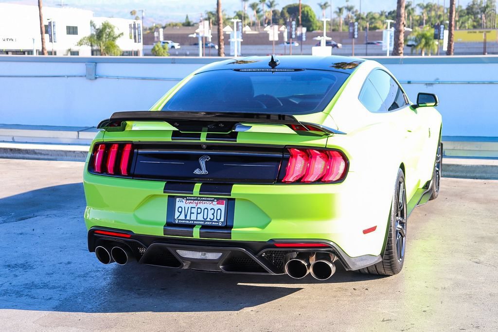 Used 2020 Ford Mustang Shelby GT500 w/ Technology Package RWD image 9