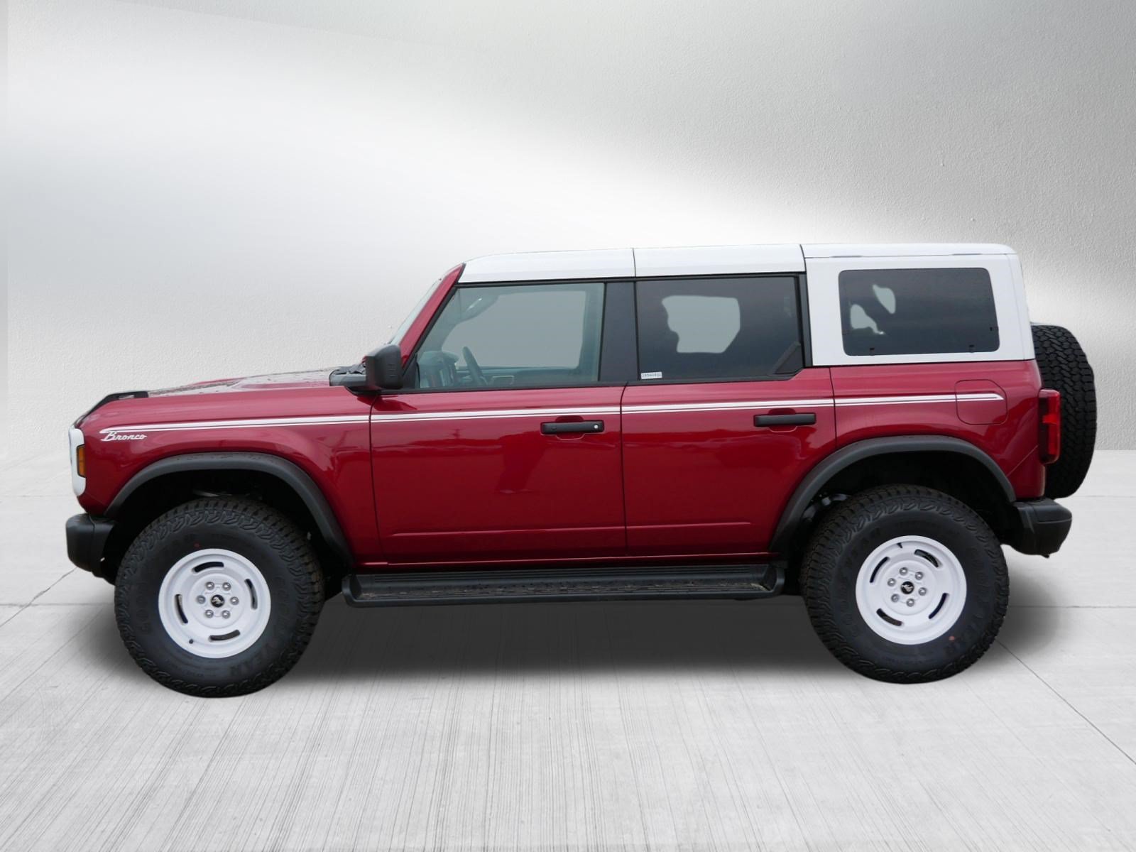 Used 2026 Ford Bronco Heritage Edition AWD/4WD image 4