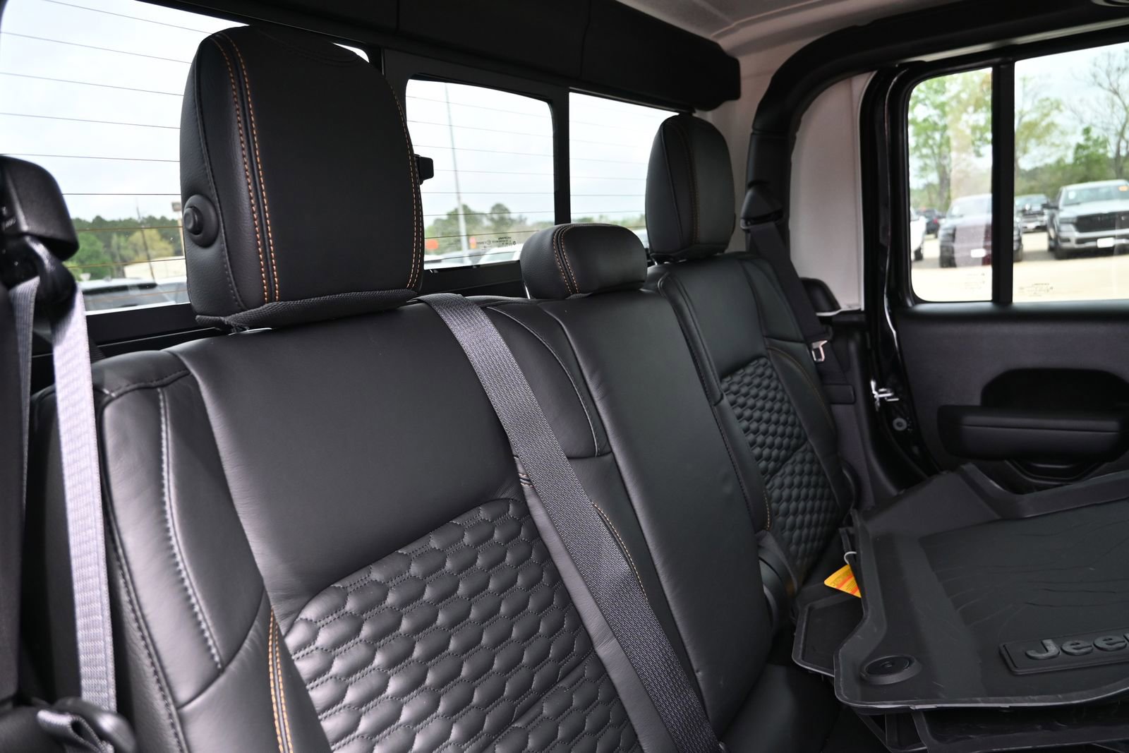 New 2026 Jeep Gladiator Mojave image 22