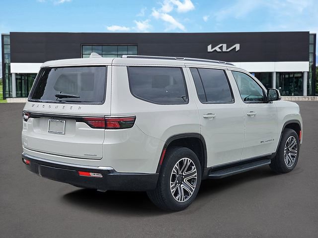 Used 2022 Jeep Wagoneer Series III w/ Convenience Group I RWD image 4