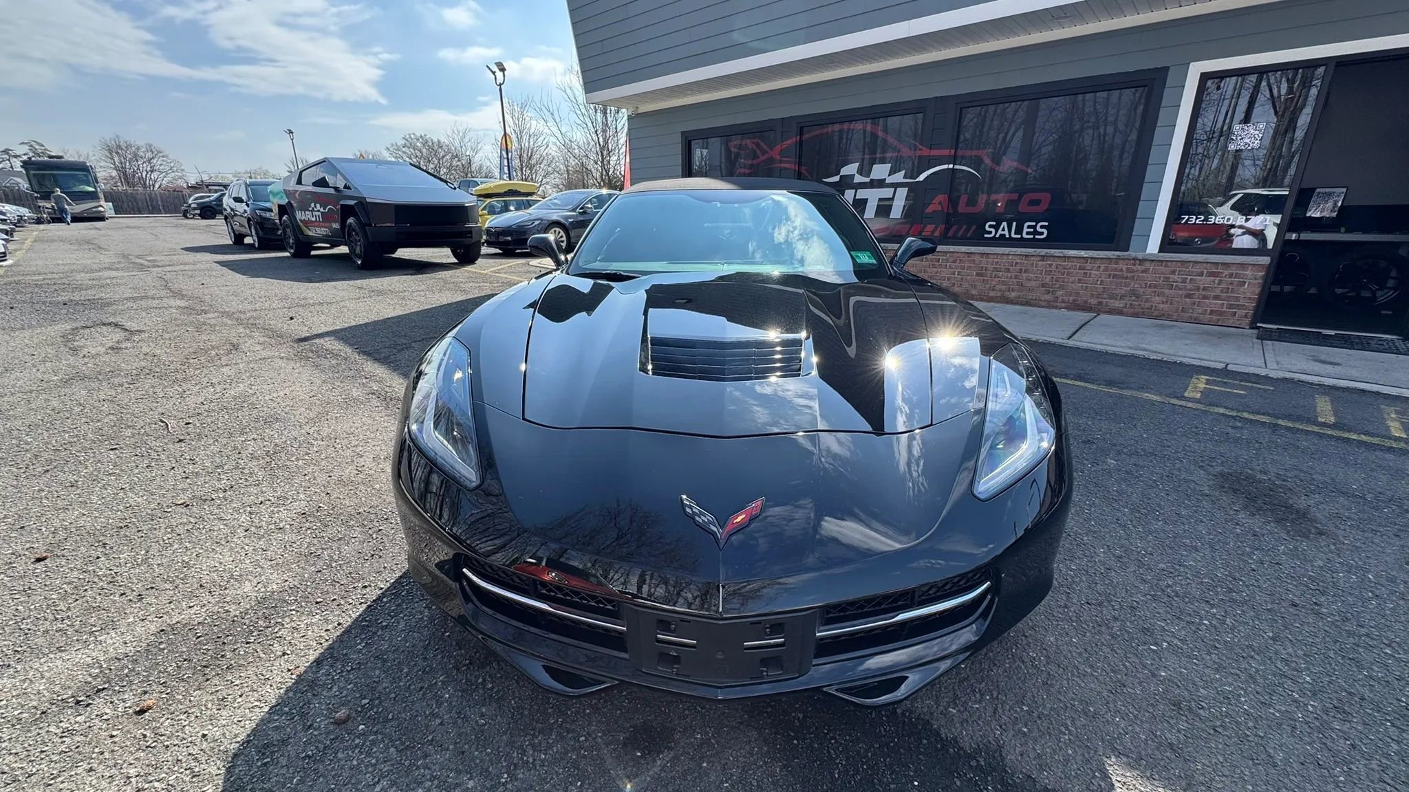 Used 2014 Chevrolet Corvette Stingray Convertible image 2