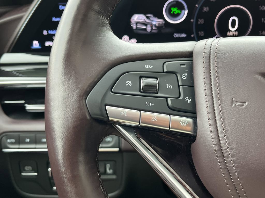 Used 2021 Cadillac Escalade ESV Sport Platinum w/ LPO, ONYX Package image 19