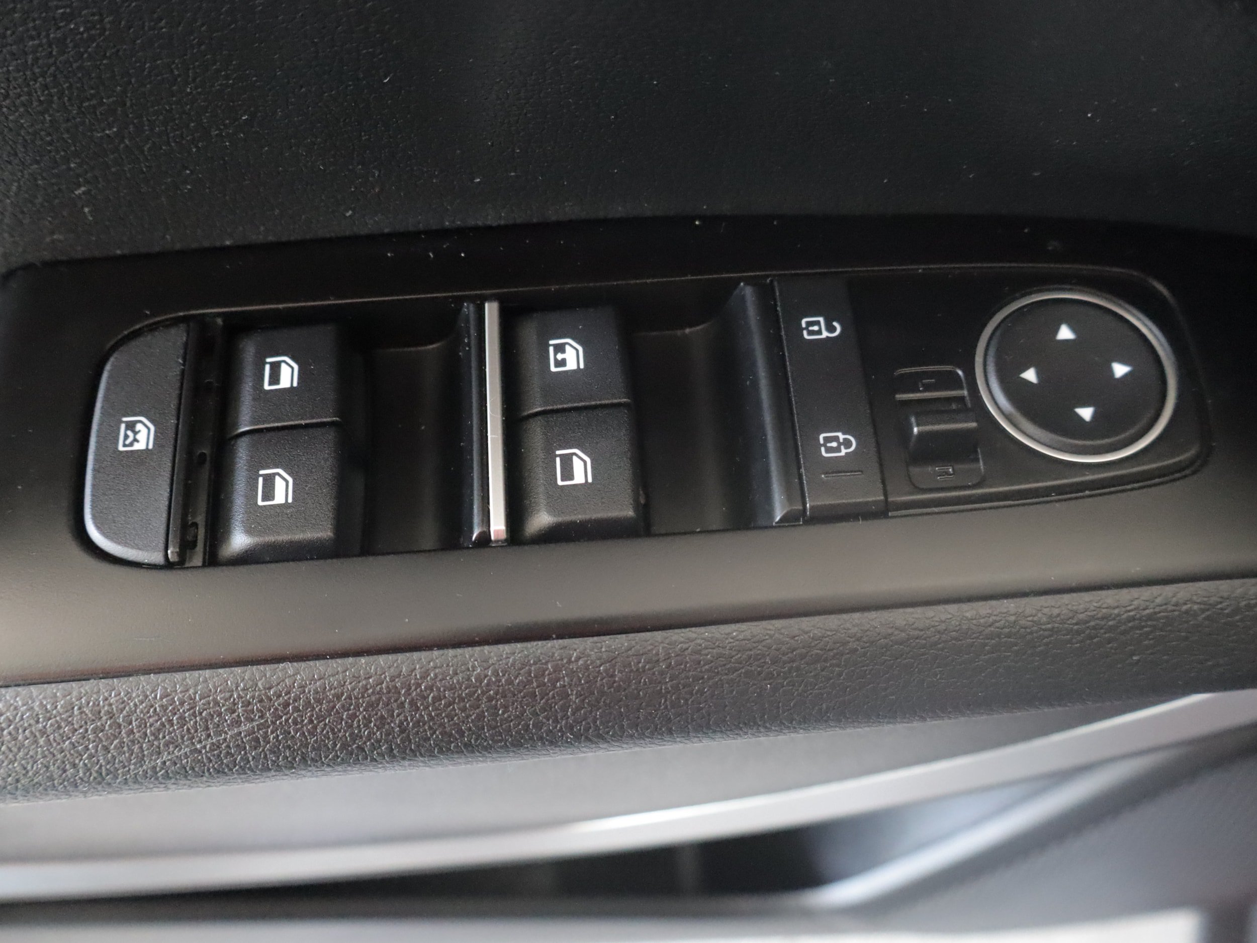 Used 2023 Kia Soul LX w/ LX Technology Package FWD image 9