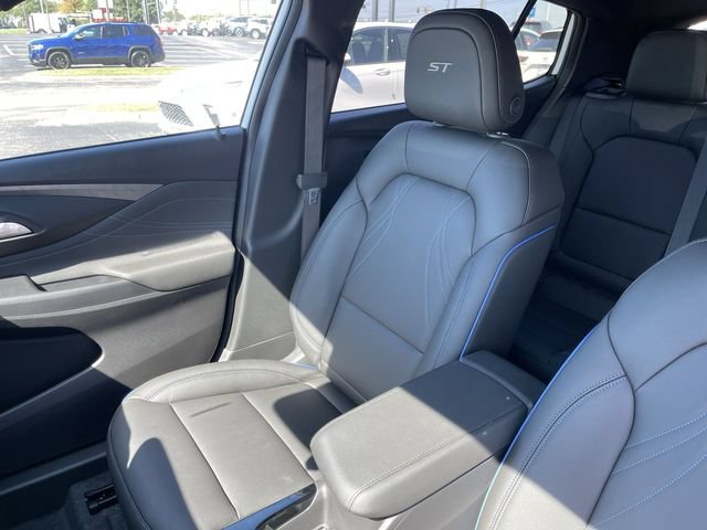 New 2026 Buick Envista Sport Touring w/ Convenience I Package FWD image 23