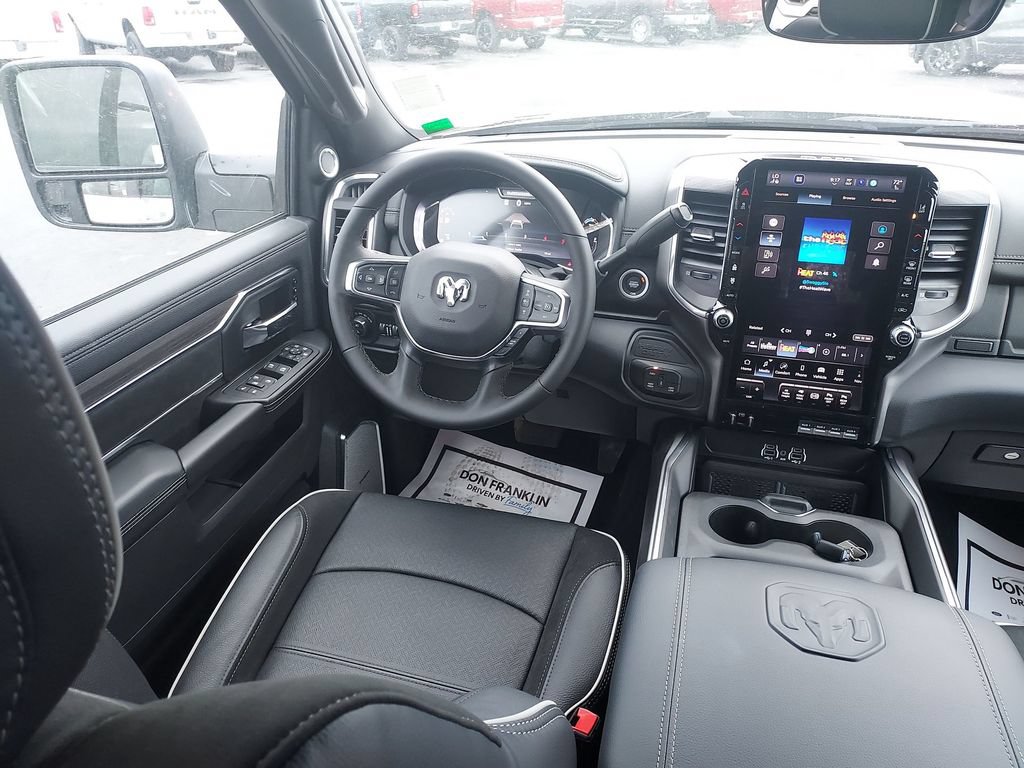 New 2026 RAM 2500 Laramie AWD/4WD image 15