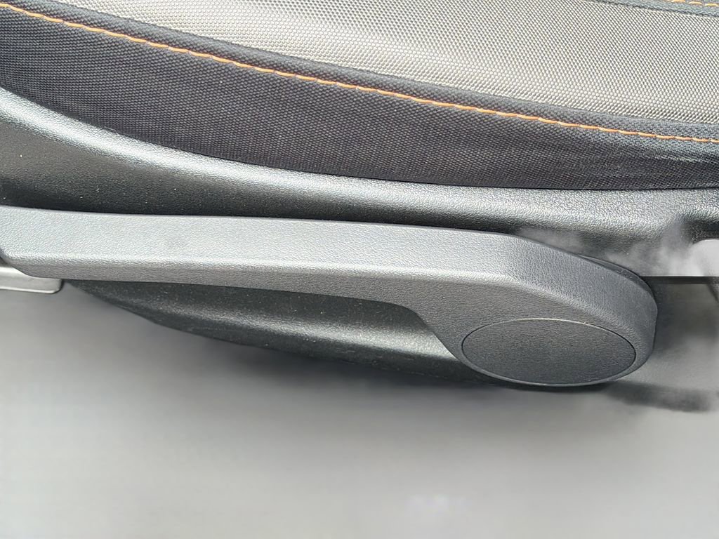 Used 2017 Subaru Crosstrek 2.0i Premium image 23