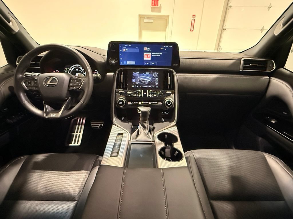 Used 2024 Lexus LX 600 F Sport AWD/4WD image 29