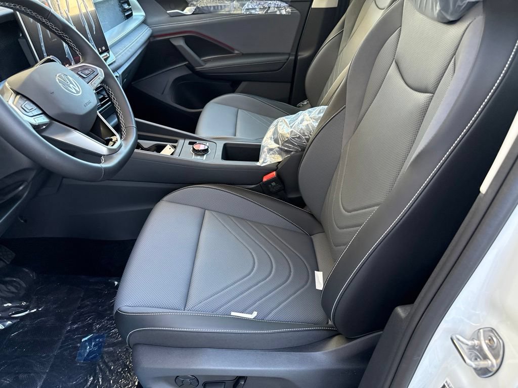New 2026 Volkswagen Tiguan SE AWD/4WD image 19